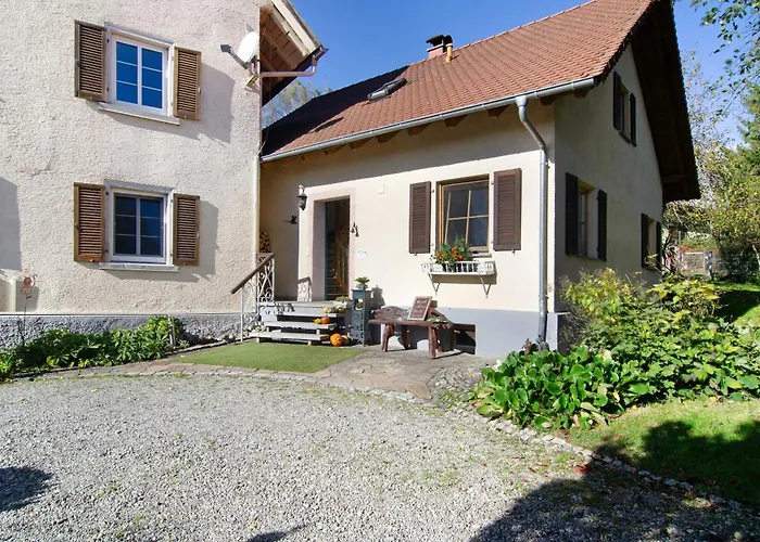 Reis بيت للعطل